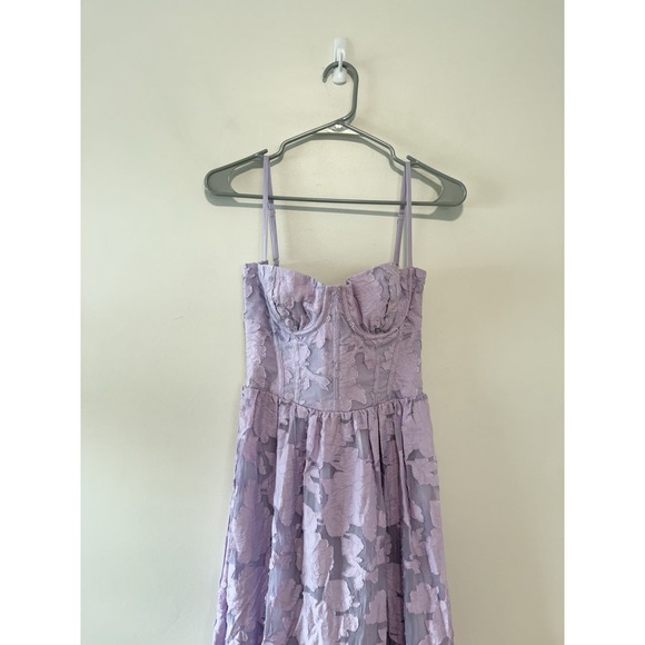 House of CB NWT Mira Orchid Floral Jacquard Tiered Lilac Midi Dress Size XS - Picture 5 of 12